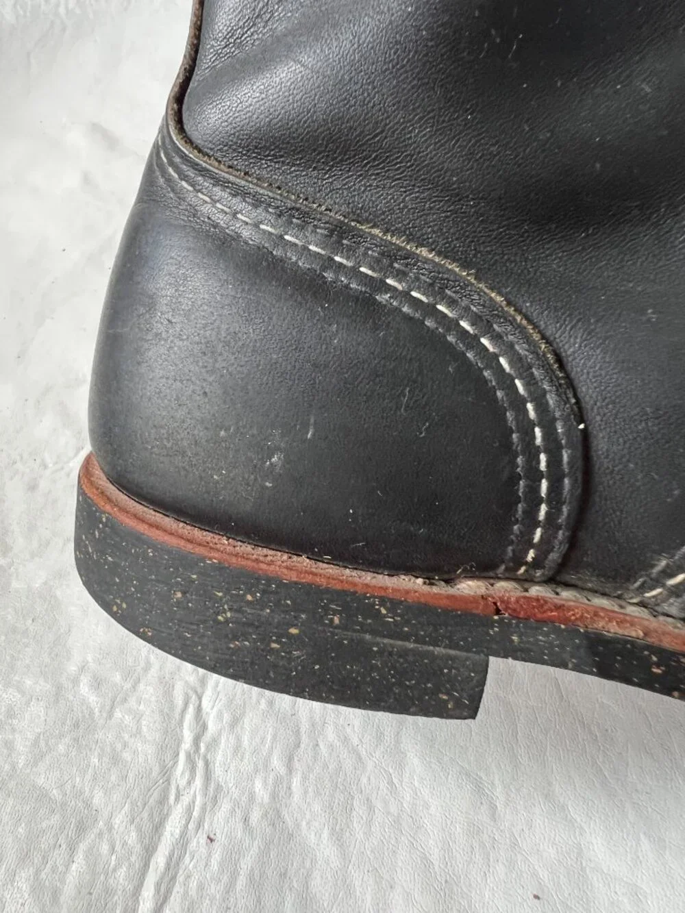 Red Wing boots Iron Ranger 8114 US mens 9.5 black leather cap toe cork sole